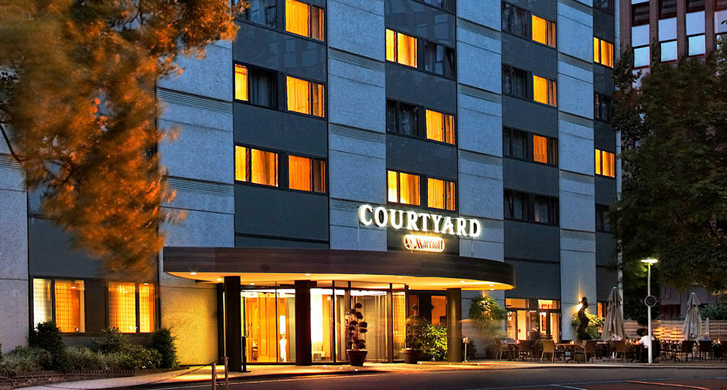 فندق كورتيارد باي ماريوت دوسلدورف زيشترن المظهر الخارجي الصورة